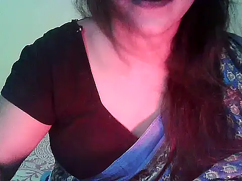 Model Srinika online show from October 2025 08:22:01 AM