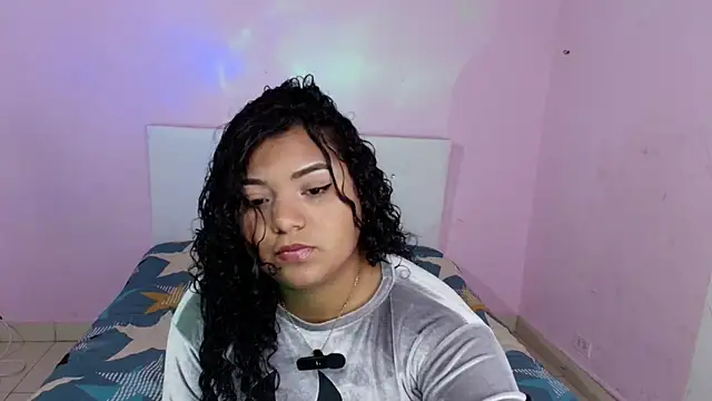AlissonCurly  online show from October 2025 06:17:02 PM
