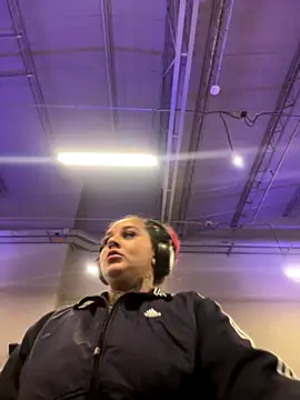 Snapshot of atennea_diiossa chatting on November 2025 02:23:02 AM atennea diiossa online show from November 2025 02:23:02 AM