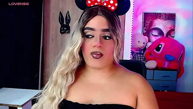 Snapshot of Sofiabigcock22 chatting on October 2025 08:53:02 PM Sofiabigcock22 online show from October 2025 08:53:02 PM