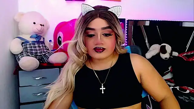 Snapshot of Sofiabigcock22 chatting on November 2025 12:35:01 AM Sofiabigcock22 online show from November 2025 12:35:01 AM