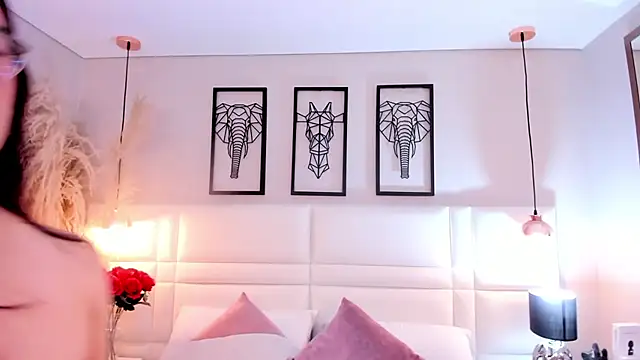 Ari lynn  online show from October 2025 03:29:01 AM