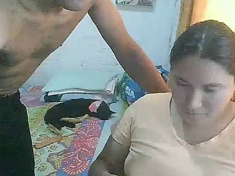 horny latin couple1 online show from October 2025 09:13:01 PM