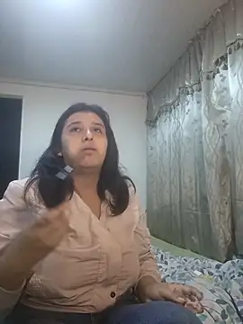 Snapshot of AddySweet chatting on November 2025 01:07:02 AM AddySweet online show from November 2025 01:07:02 AM