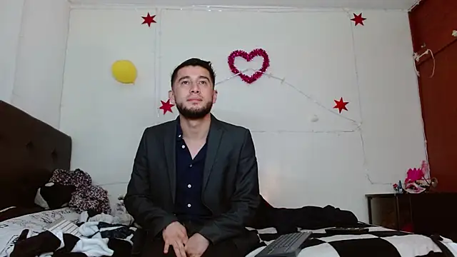 Snapshot of picante70_ chatting on November 2025 11:01:02 AM picante70 online show from November 2025 11:01:02 AM