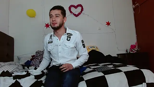 Snapshot of picante70_ chatting on November 2025 10:47:02 AM picante70 online show from November 2025 10:47:02 AM