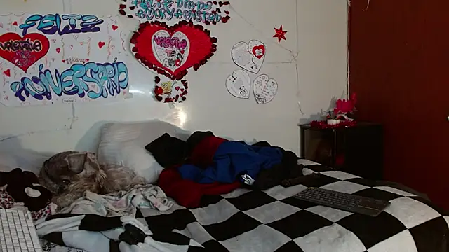 Snapshot of picante70_ chatting on December 2025 11:04:02 AM picante70 online show from December 2025 11:04:02 AM