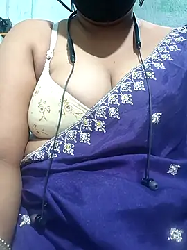 Snapshot of SX-ANA chatting on November 2025 06:40:02 PM SX-ANA online show from November 2025 06:40:02 PM