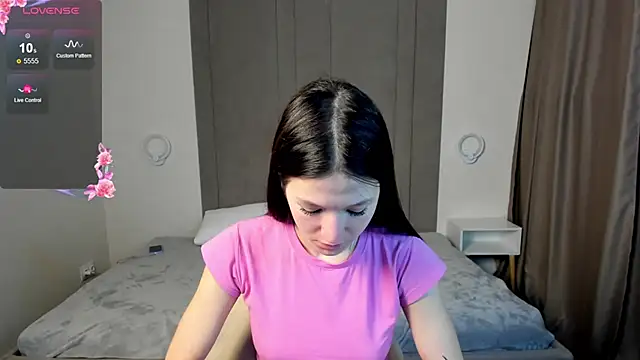 ChillGato online show from November 2025 01:33:02 AM