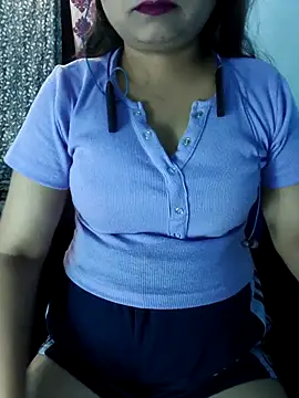 Snapshot of Model_Show01 chatting on November 2025 04:13:02 PM Model Show01 online show from November 2025 04:13:02 PM