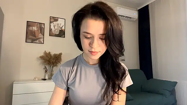 Snapshot of CeredAlum chatting on November 2025 07:05:02 AM CeredAlum online show from November 2025 07:05:02 AM