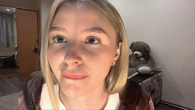 VictoriaMystery online show from October 2025 02:29:01 PM