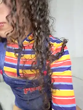 Snapshot of danna_gomez_07 chatting on October 2025 04:31:02 AM danna gomez 07 online show from October 2025 04:31:02 AM