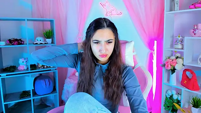 Snapshot of RebeckaThornton chatting on November 2025 09:08:02 AM RebeckaThornton online show from November 2025 09:08:02 AM