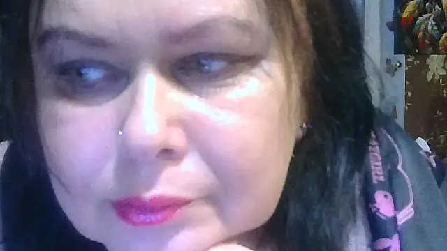 Snapshot of CharleeKendall chatting on November 2025 11:16:02 AM CharleeKendall online show from November 2025 11:16:02 AM