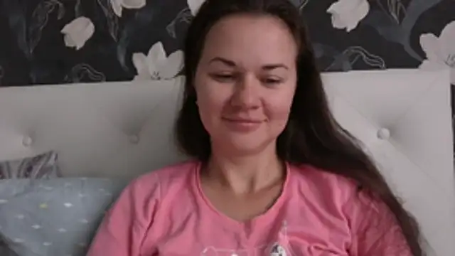 Snapshot of GiaaCaranggi chatting on October 2025 07:12:01 AM GiaaCaranggi online show from October 2025 07:12:01 AM