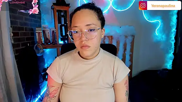 Snapshot of Lizz_martins chatting on November 2025 01:51:02 AM Lizz martins online show from November 2025 01:51:02 AM