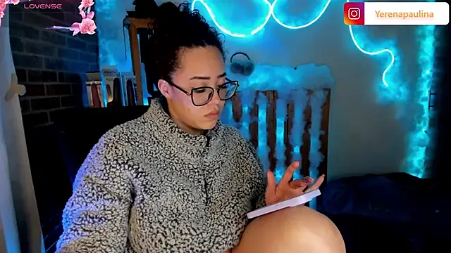 Snapshot of Lizz_martins chatting on November 2025 02:03:01 AM Lizz martins online show from November 2025 02:03:01 AM