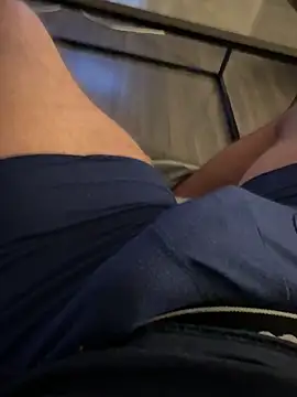 Snapshot of EthanKane chatting on October 2025 12:43:01 AM EthanKane online show from October 2025 12:43:01 AM