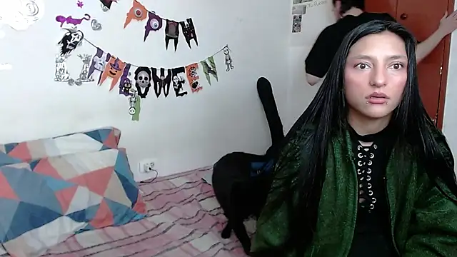 Snapshot of Isis_Robert chatting on November 2025 10:56:02 PM Isis Robert online show from November 2025 10:56:02 PM