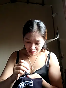 Snapshot of -Paige- chatting on October 2025 05:30:02 AM -Paige- online show from October 2025 05:30:02 AM