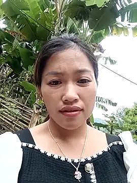 Snapshot of -Paige- chatting on October 2025 03:07:02 AM -Paige- online show from October 2025 03:07:02 AM