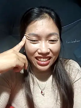 Snapshot of -Paige- chatting on October 2025 04:49:02 AM -Paige- online show from October 2025 04:49:02 AM