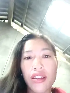 Snapshot of -Paige- chatting on October 2025 11:41:02 PM -Paige- online show from October 2025 11:41:02 PM