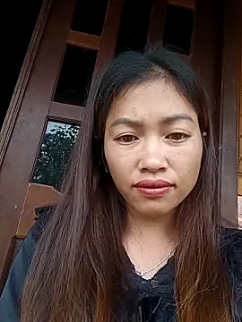 Snapshot of -Paige- chatting on October 2025 12:44:01 AM -Paige- online show from October 2025 12:44:01 AM