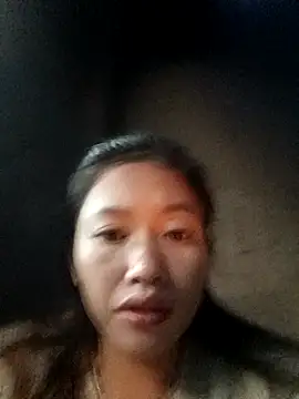 Snapshot of -Paige- chatting on November 2025 01:25:02 AM -Paige- online show from November 2025 01:25:02 AM