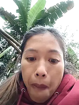 Snapshot of -Paige- chatting on November 2025 12:49:02 AM -Paige- online show from November 2025 12:49:02 AM