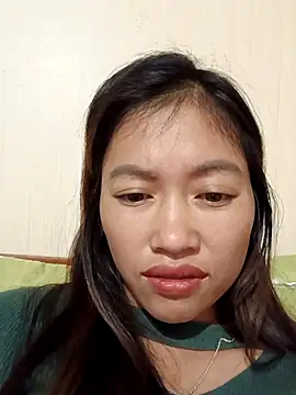 Snapshot of -Paige- chatting on November 2025 03:39:02 AM -Paige- online show from November 2025 03:39:02 AM