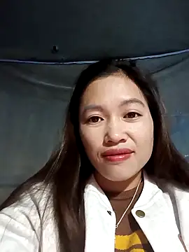 Snapshot of -Paige- chatting on November 2025 02:25:02 AM -Paige- online show from November 2025 02:25:02 AM