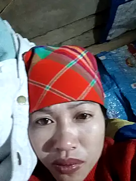 Snapshot of -Paige- chatting on November 2025 08:12:01 PM -Paige- online show from November 2025 08:12:01 PM