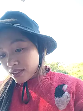 Snapshot of -Paige- chatting on November 2025 08:40:01 AM -Paige- online show from November 2025 08:40:01 AM