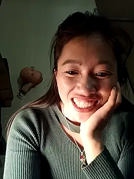 Snapshot of -Paige- chatting on December 2025 08:52:02 AM -Paige- online show from December 2025 08:52:02 AM