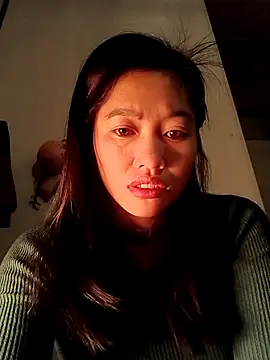 Snapshot of -Paige- chatting on December 2025 11:20:01 PM -Paige- online show from December 2025 11:20:01 PM