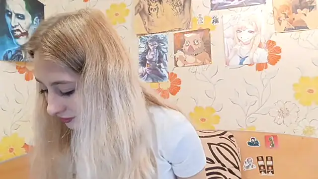 Snapshot of AmeliLia chatting on October 2025 10:36:01 AM AmeliLia online show from October 2025 10:36:01 AM