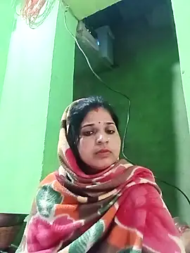 Karishma cute online show from November 2025 11:21:02 AM