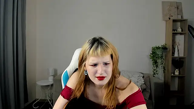 Snapshot of Nova_Grave chatting on October 2025 11:32:02 AM Nova Grave online show from October 2025 11:32:02 AM