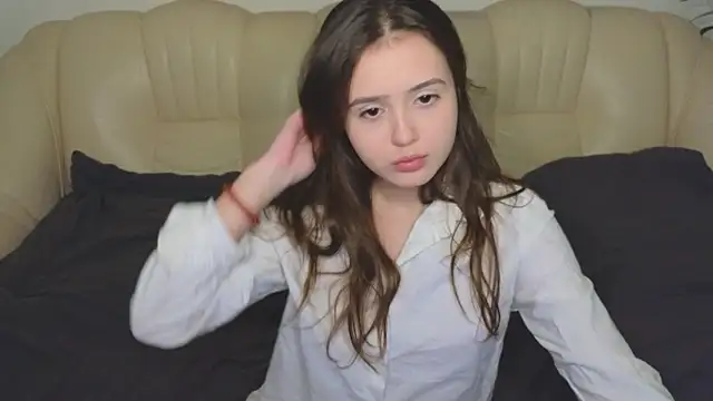 ViolaHight online show from October 2025 06:23:01 PM