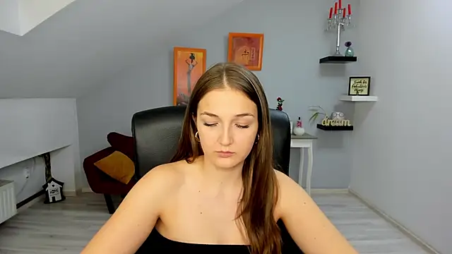 Snapshot of AnneWilsonn chatting on November 2025 02:28:01 PM AnneWilsonn online show from November 2025 02:28:01 PM