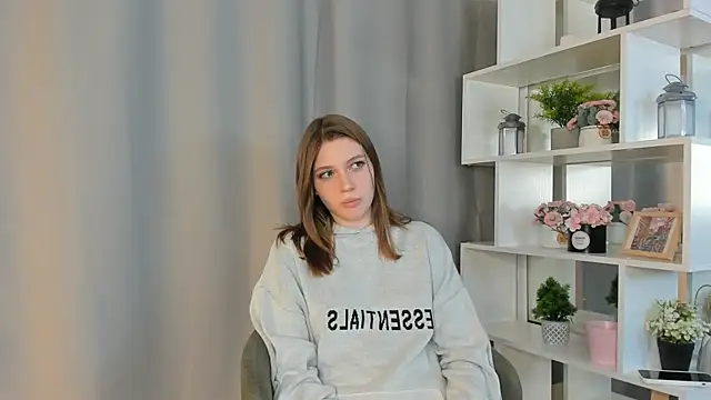 Snapshot of RoslynArcuo chatting on October 2025 04:41:01 PM RoslynArcuo online show from October 2025 04:41:01 PM