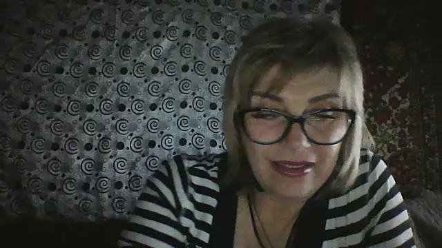 Snapshot of Lia_Ray chatting on November 2025 07:45:01 PM Lia Ray online show from November 2025 07:45:01 PM