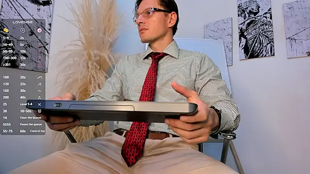 Justin valverde online show from November 2025 02:42:02 AM