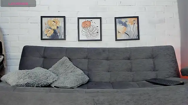 Snapshot of MATEO_HUNTER chatting on December 2025 12:29:01 AM MATEO HUNTER online show from December 2025 12:29:01 AM