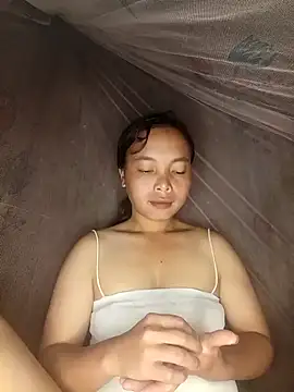 Snapshot of Nguyet2k4 chatting on October 2025 01:50:02 AM Nguyet2k4 online show from October 2025 01:50:02 AM