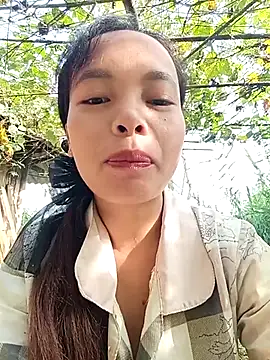 Snapshot of Nguyet2k4 chatting on October 2025 01:40:01 AM Nguyet2k4 online show from October 2025 01:40:01 AM