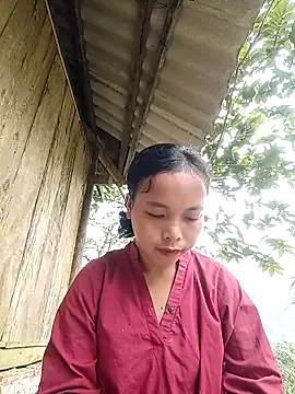 Snapshot of Nguyet2k4 chatting on November 2025 04:22:02 AM Nguyet2k4 online show from November 2025 04:22:02 AM