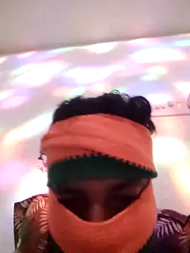 Snapshot of Vickyins480000 chatting on October 2025 05:19:02 PM Vickyins480000 online show from October 2025 05:19:02 PM